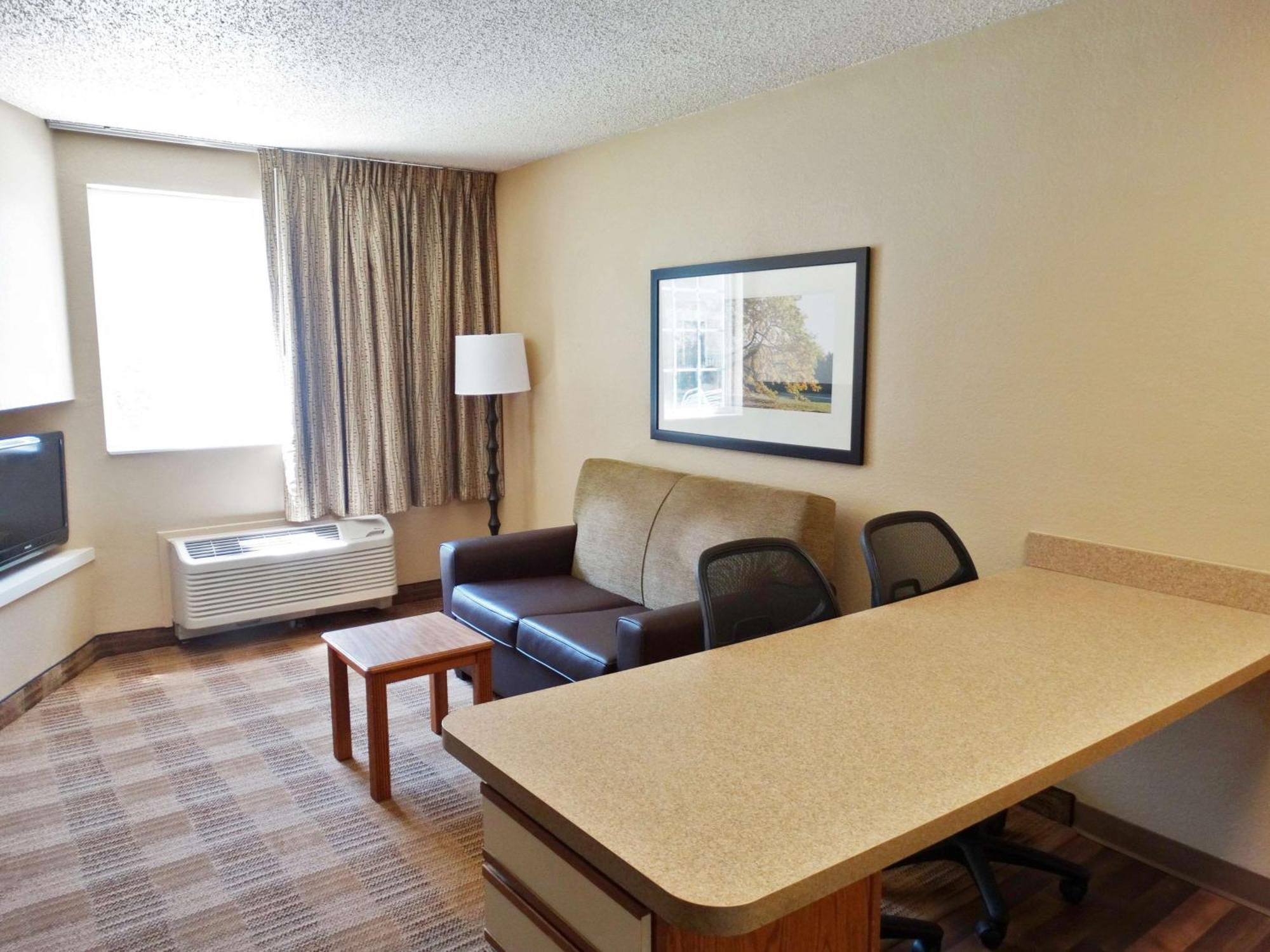 Extended Stay America Select Suites - Providence - Airport Warwick Zewnętrze zdjęcie
